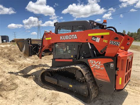 Kubota SVL75